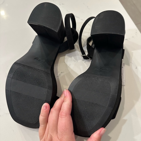 Torrid platform block heel sandal - Picture 4 of 6